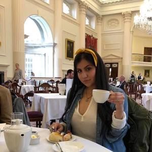 Meet your Posher, Deanna